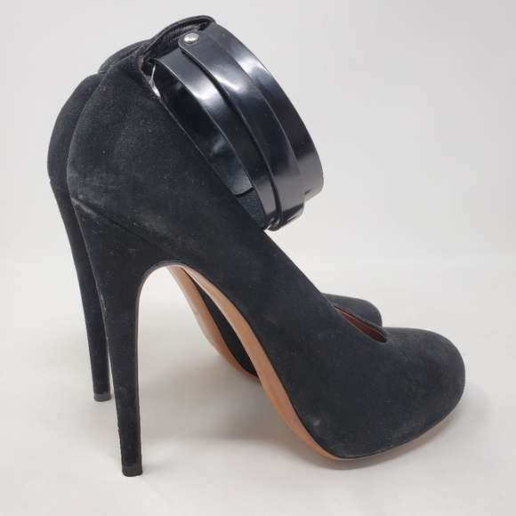 Celine Round Toe Ankle Strap High Heel Pumps - Picture 4 of 11